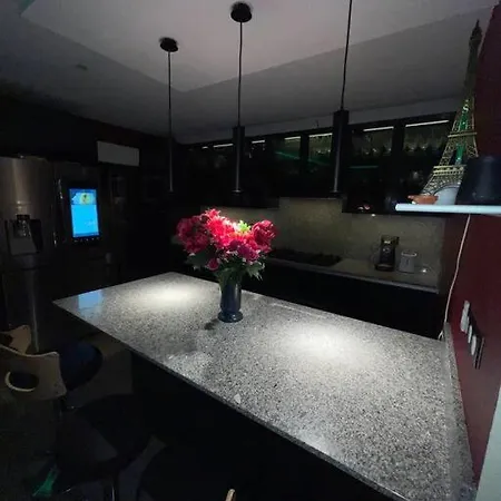 Maison Moderne - 212m2 - Pres De Paris Villa *